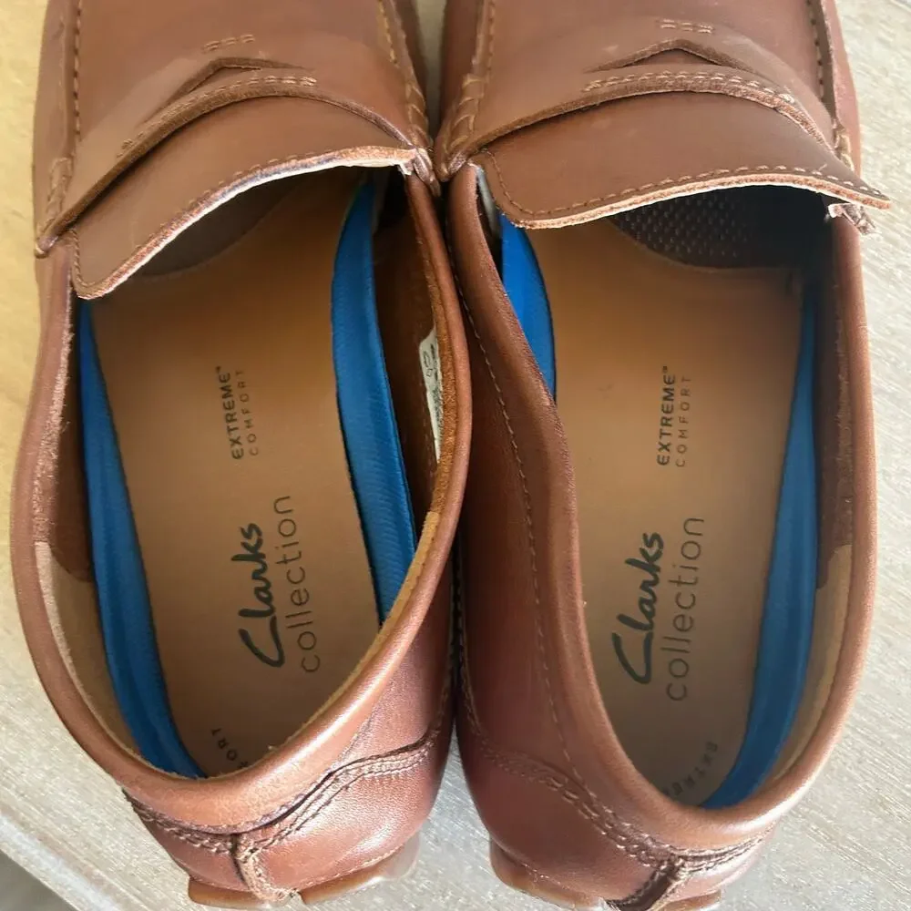 Clarks preowned good